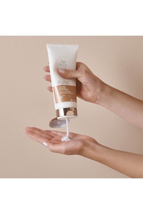 کرم مو اورجینال برند Wella مدل Fusion Conditioner 200ml کد 719321678 - Image 2