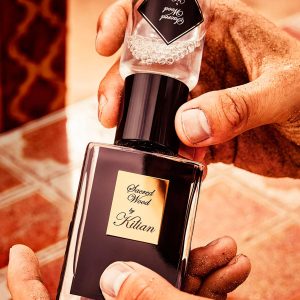 کیت آرایش اورجینال برند By kilian مدل Sacred Wood 50ml Refillable کد 818694664