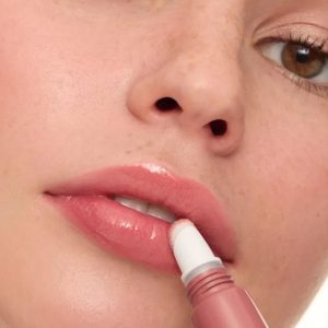 برق لب اورجینال برند Alix avien مدل Silky Care Lipgloss 303 کد 874829548
