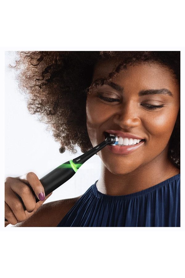 مسواک برقی اورجینال برند Oral b مدل Io 4 کد 336390206 - Image 6